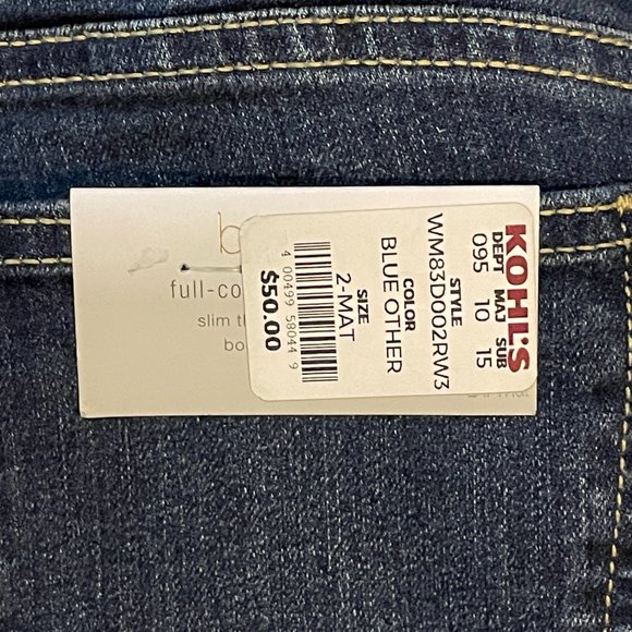 Maternity Jeans - Picture 8 of 9